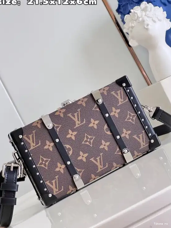 Cheap Wallet Neo Trunk LOUIS VUITTON 0501